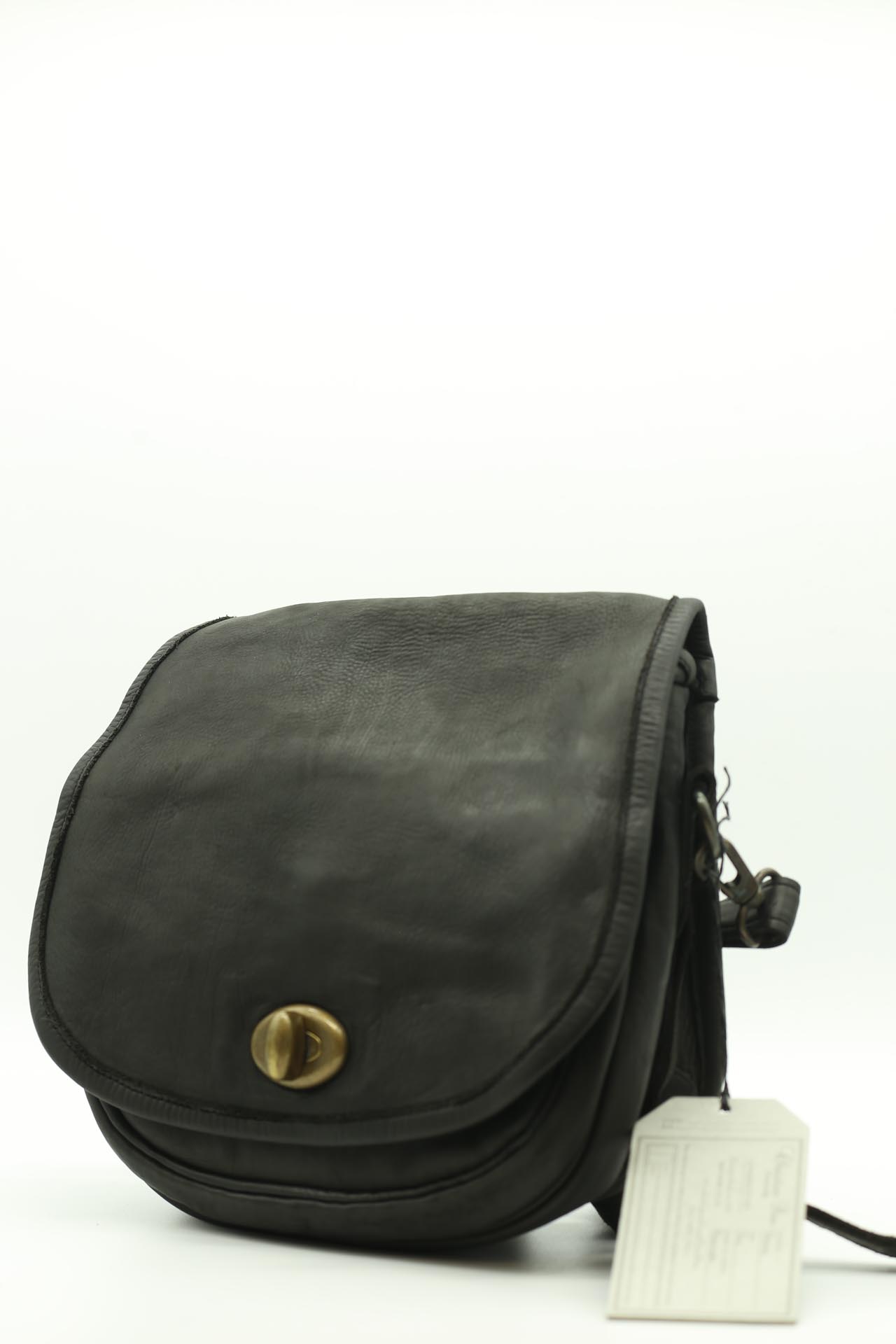 Cristian Peau, Bag